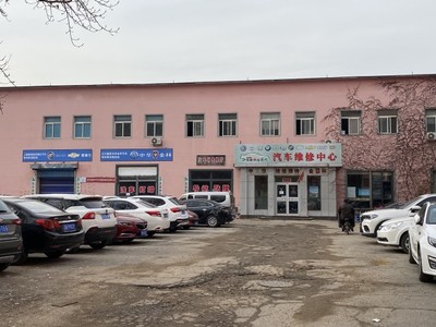 实探暴风眼中的华晨汽车 合资板块运营如常，中华品牌展厅空置待洗牌